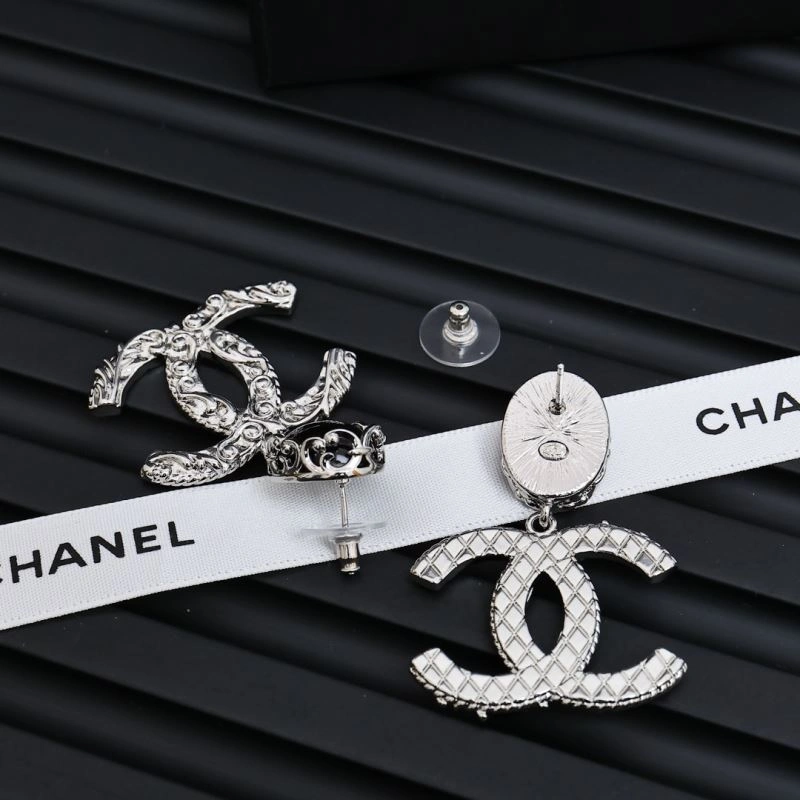 Chanel Earrings Practical 227384