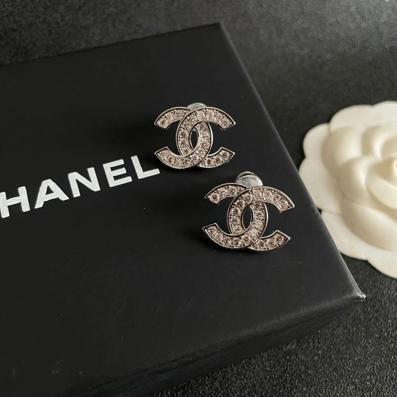 Chanel Earrings Neat 227427
