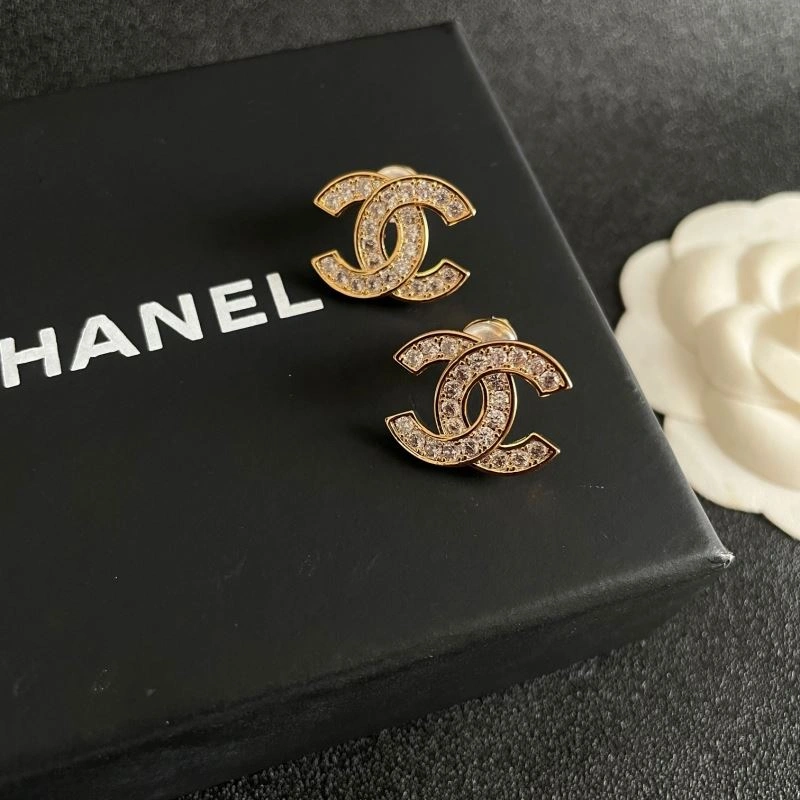 Effortless Chanel Earrings 227383