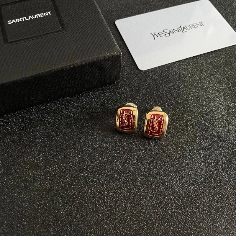 Chanel Earrings UrbanChic 227415