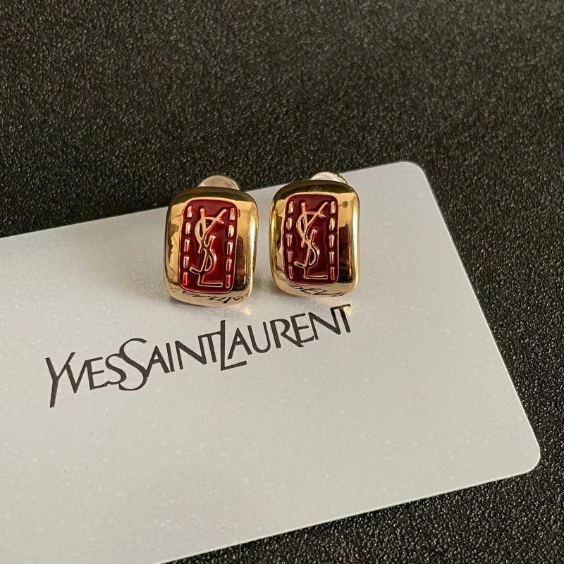 Chanel Earrings UrbanChic 227415