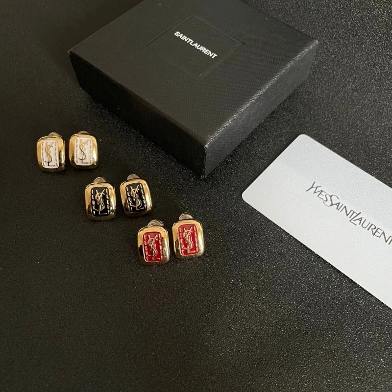 ZeroBulk Chanel Earrings 227455
