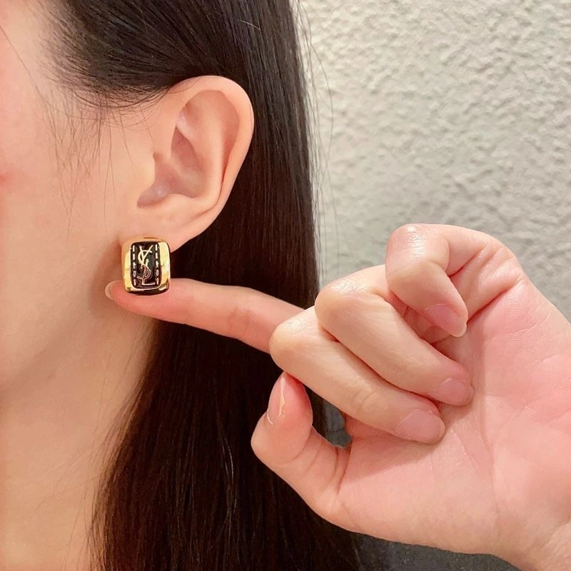 ZeroBulk Chanel Earrings 227455