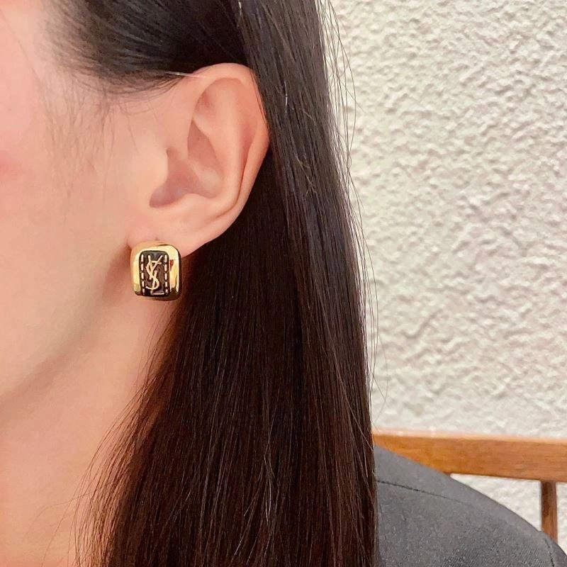 ZeroBulk Chanel Earrings 227455