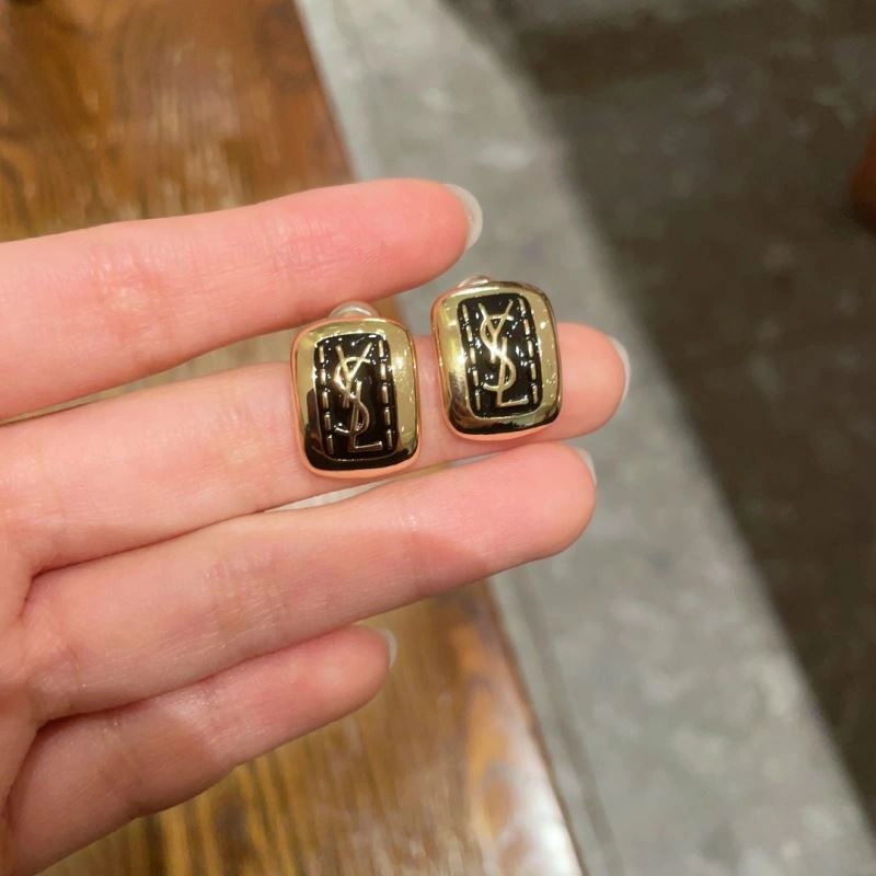 ZeroBulk Chanel Earrings 227455