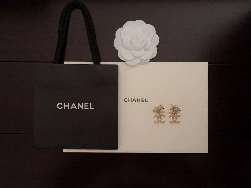 Chanel Earrings SoftTouch 227364