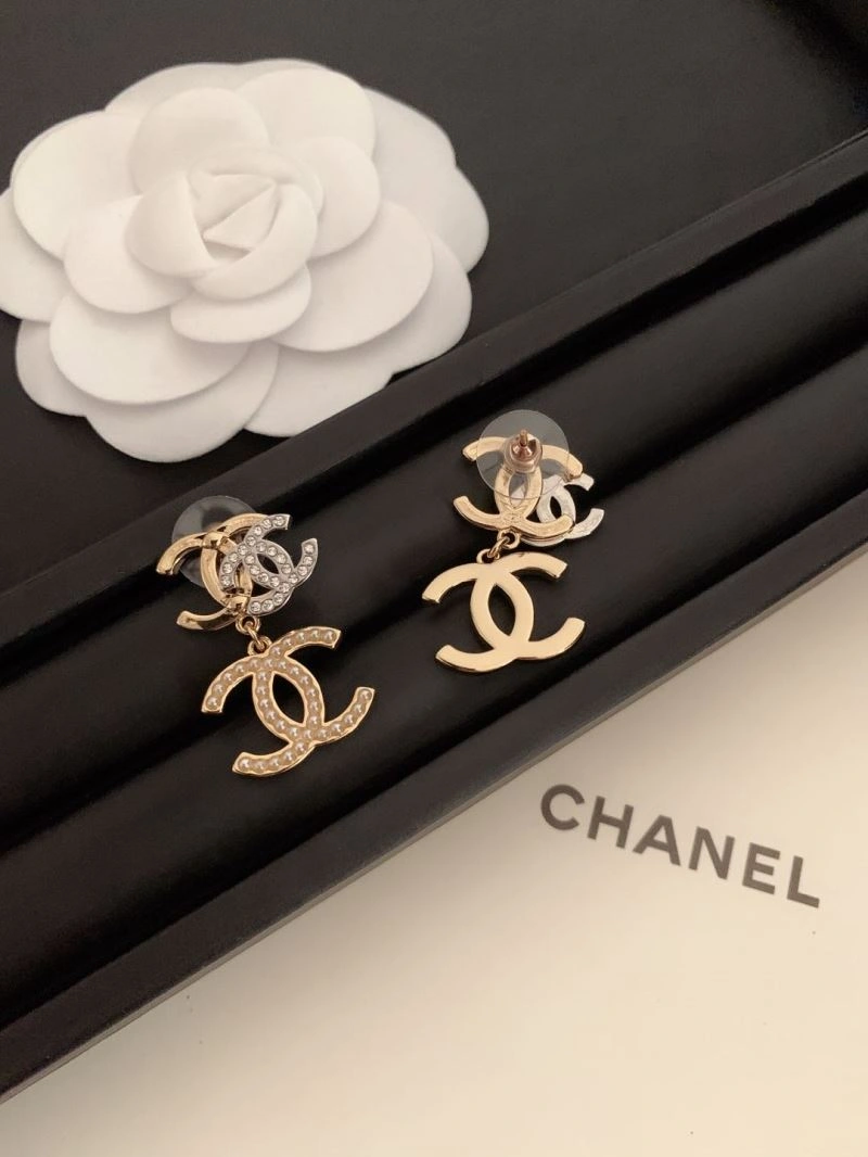 Chanel Earrings SoftTouch 227364