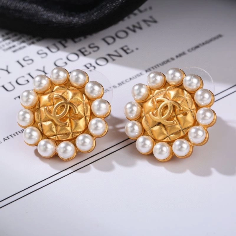 Refined Chanel Earrings 227392