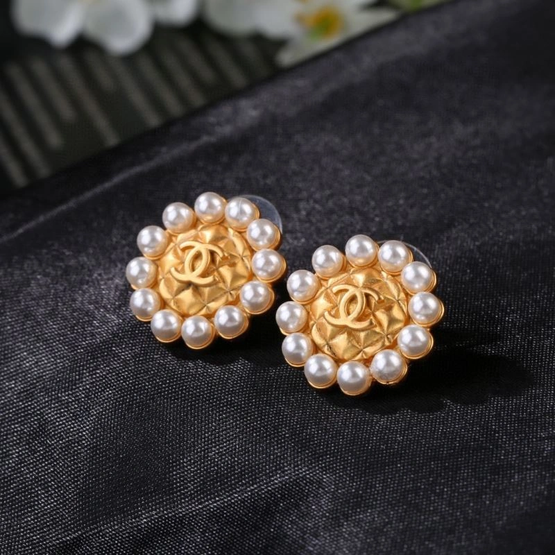 Refined Chanel Earrings 227392