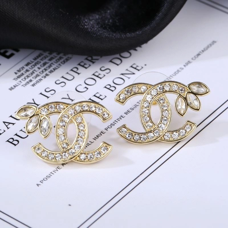 Lightweight Chanel Earrings 227372