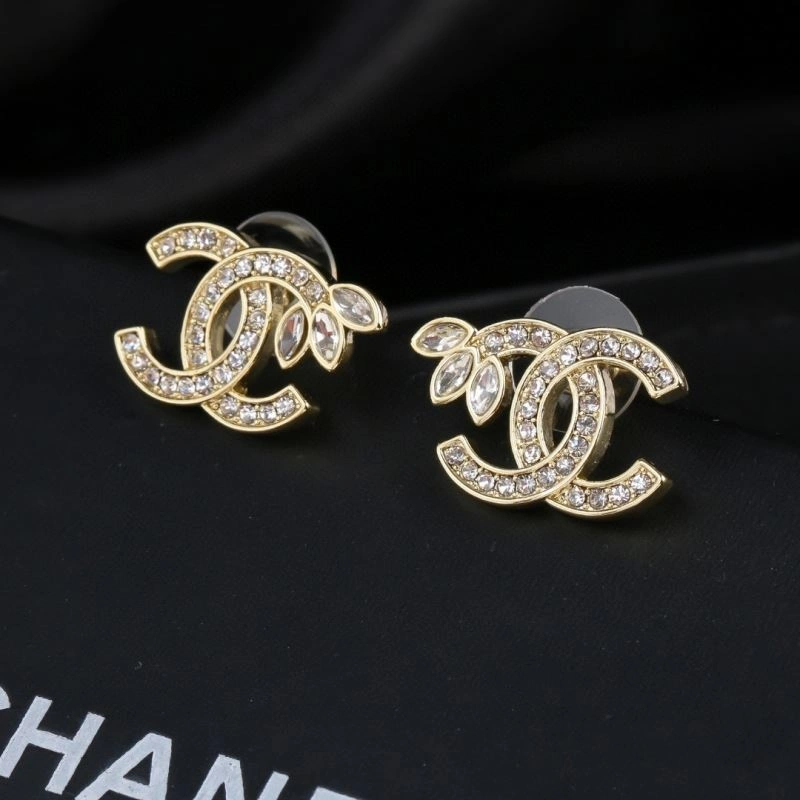 Lightweight Chanel Earrings 227372