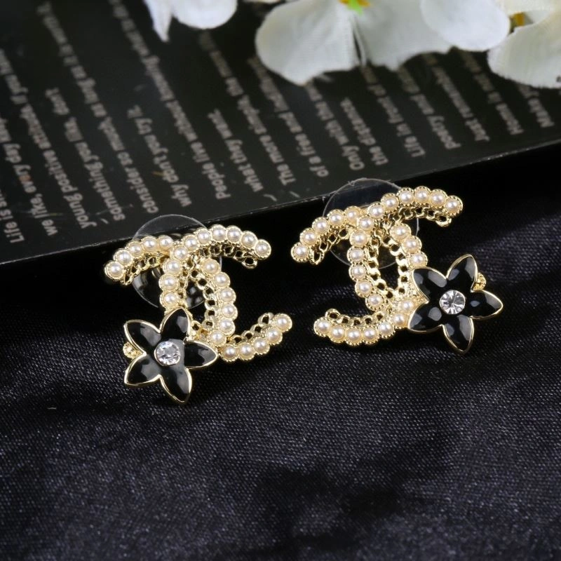 Chanel Earrings ComfortFit 227351