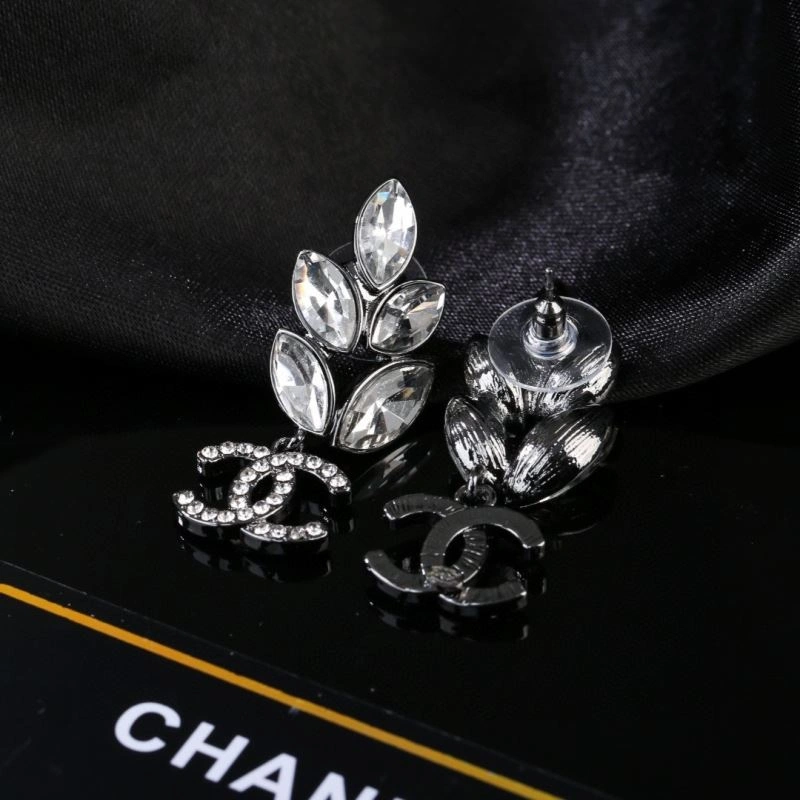 StreetReady Chanel Earrings 227413