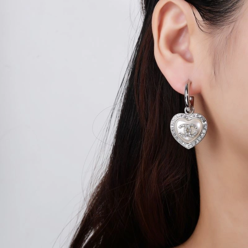 Resilient Chanel Earrings 227333