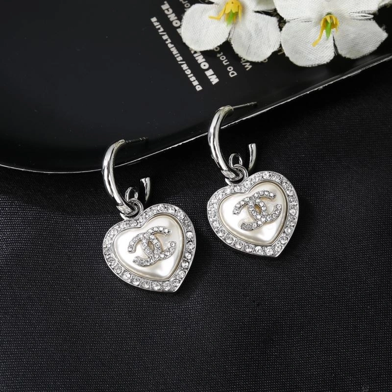 Resilient Chanel Earrings 227333