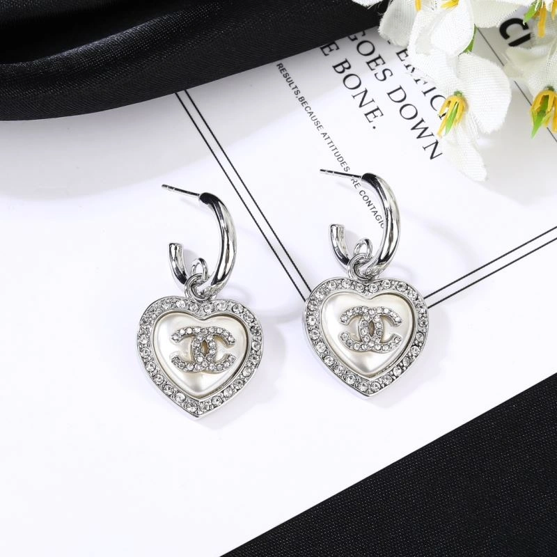 Resilient Chanel Earrings 227333