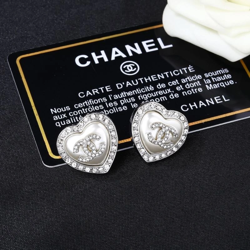 Popular Chanel Earrings 227349