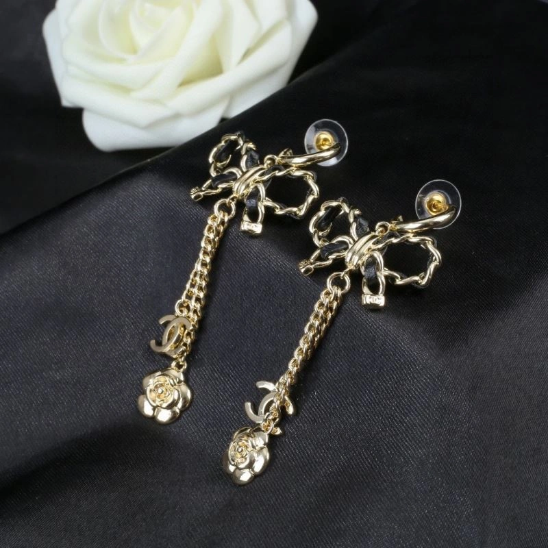Versatile Chanel Earrings 227344