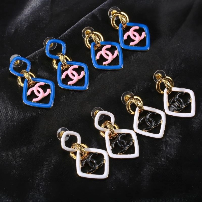 Chanel Earrings Snug 227338