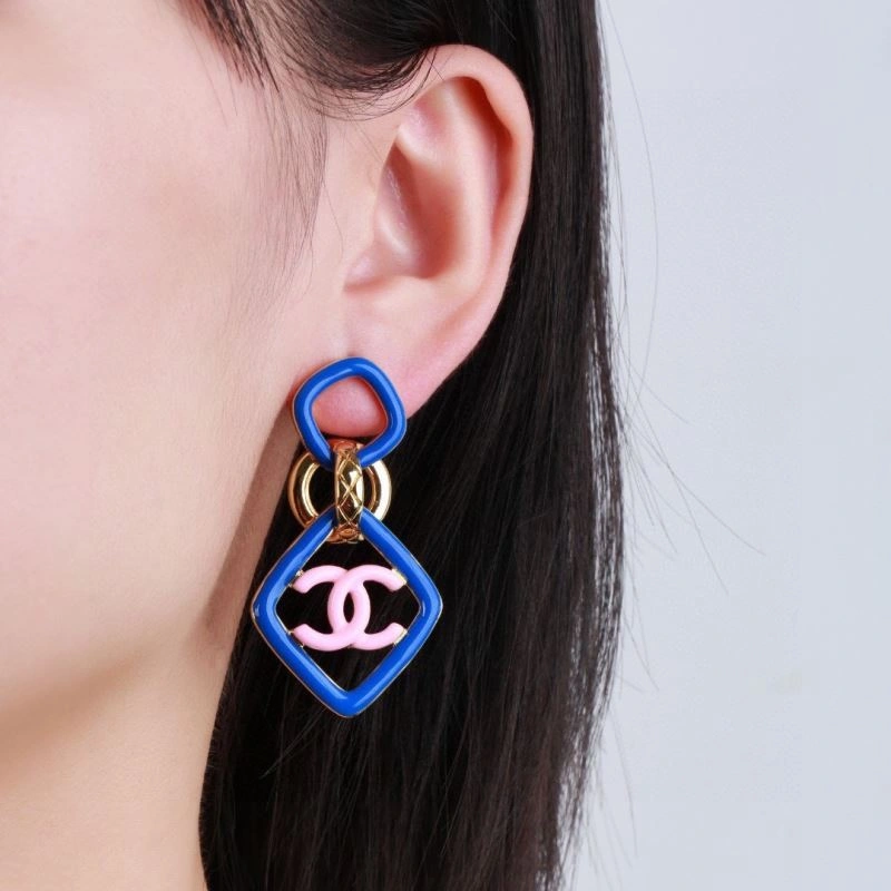 Chanel Earrings Snug 227338