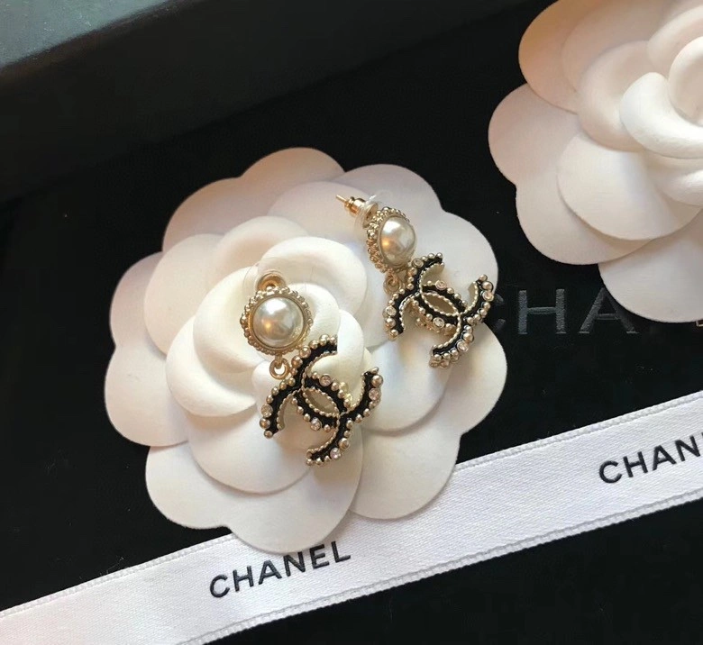 Chanel Earrings Stylish 227367