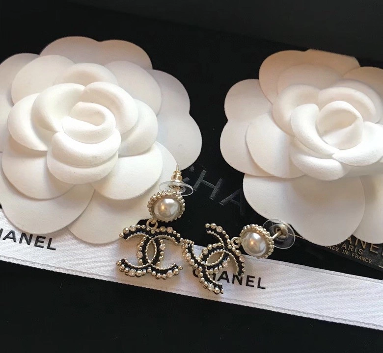 Chanel Earrings Stylish 227367