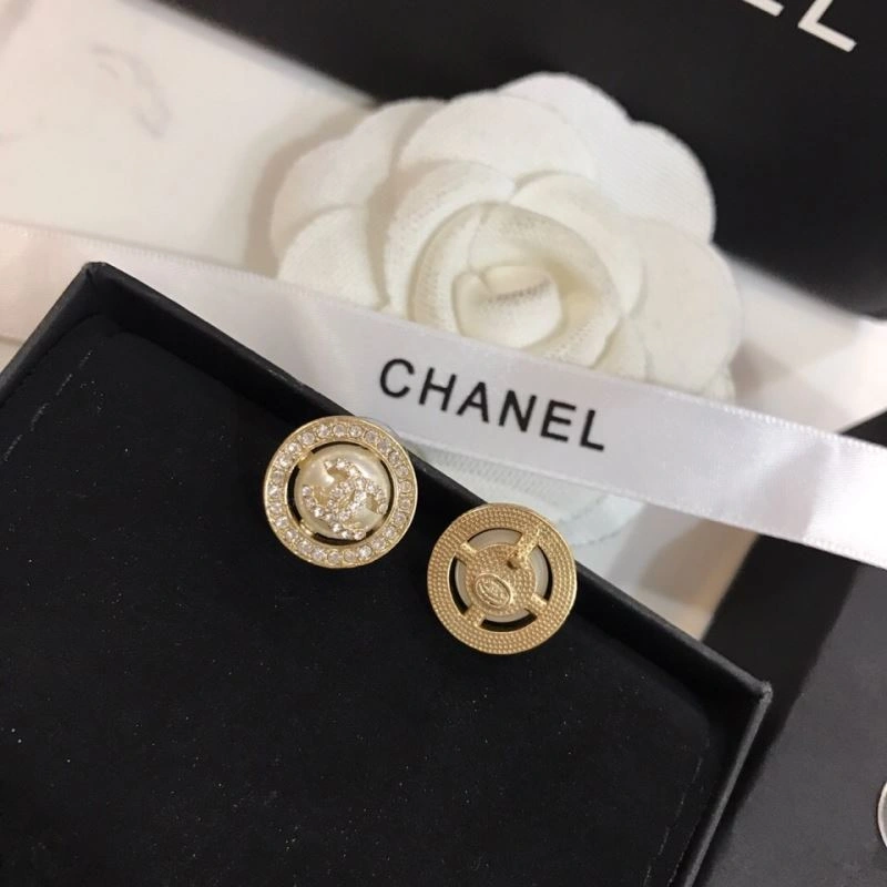Seasonal Chanel Earrings 227327
