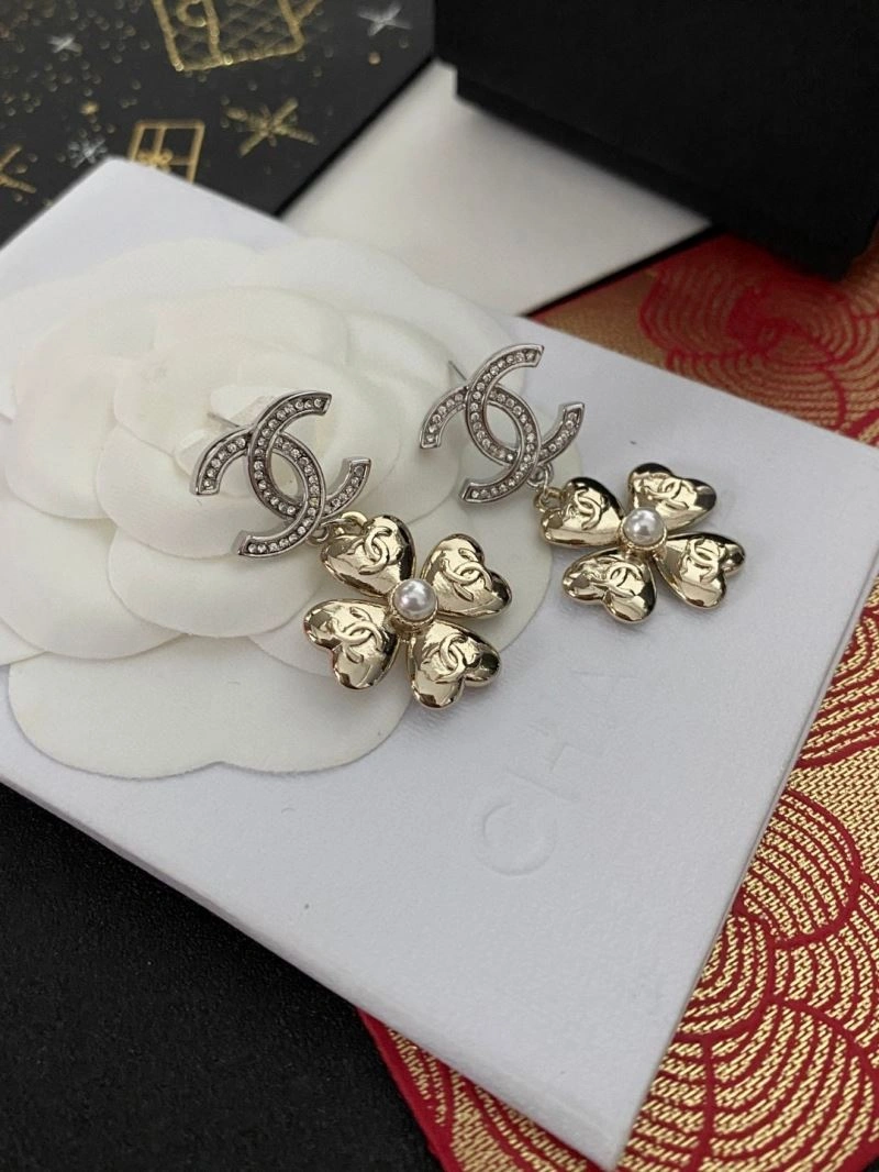 Chanel Earrings Bold 227375