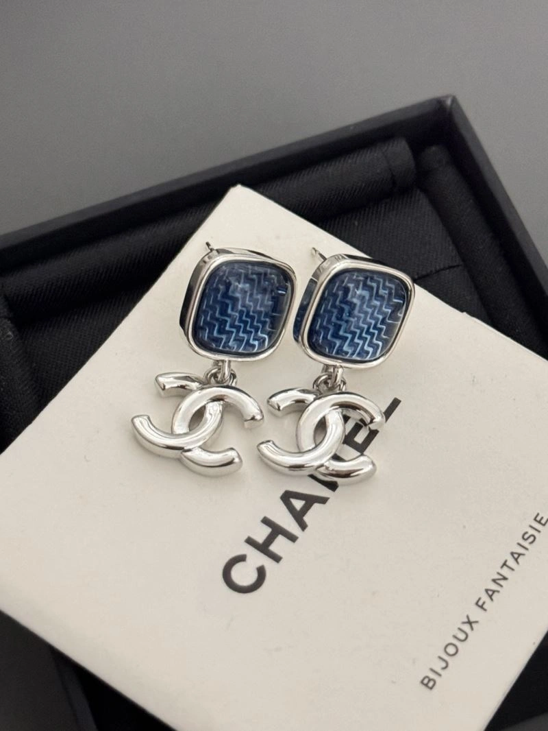 Supportive Chanel Earrings 227311