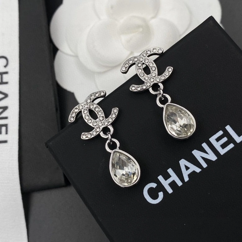 Chanel Earrings WaterResistant 227361