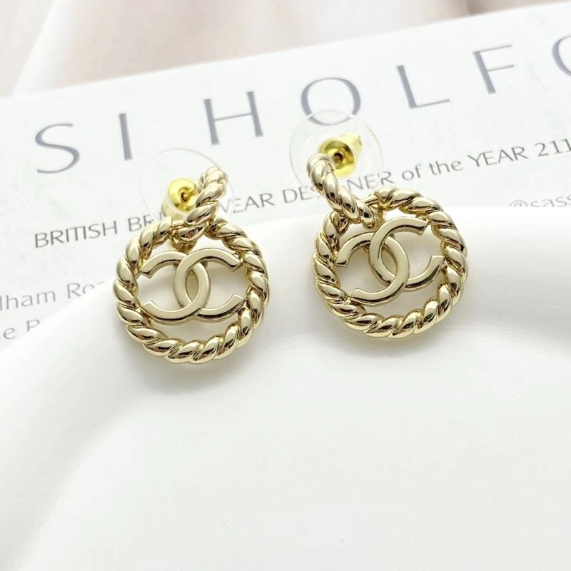 Versatile Chanel Earrings 227303