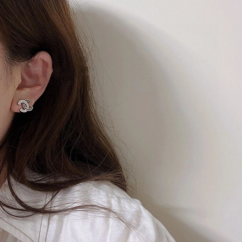 Chanel Earrings Breathable 227348