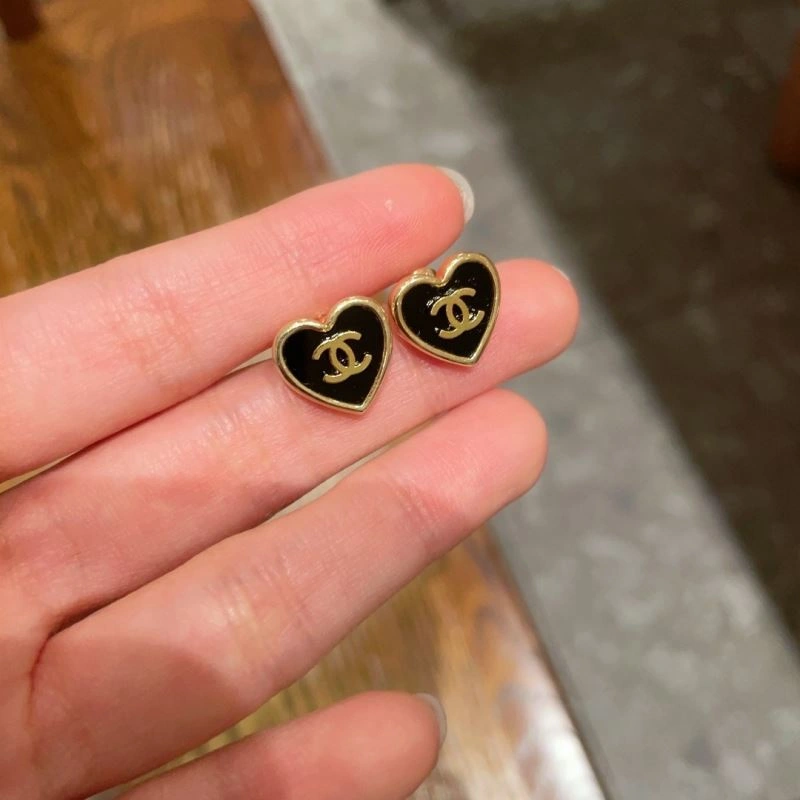Timeless Chanel Earrings 227300