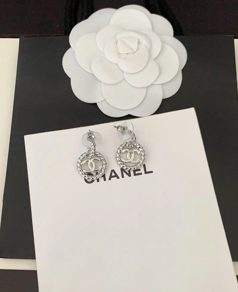 Breathable Chanel Earrings 227280