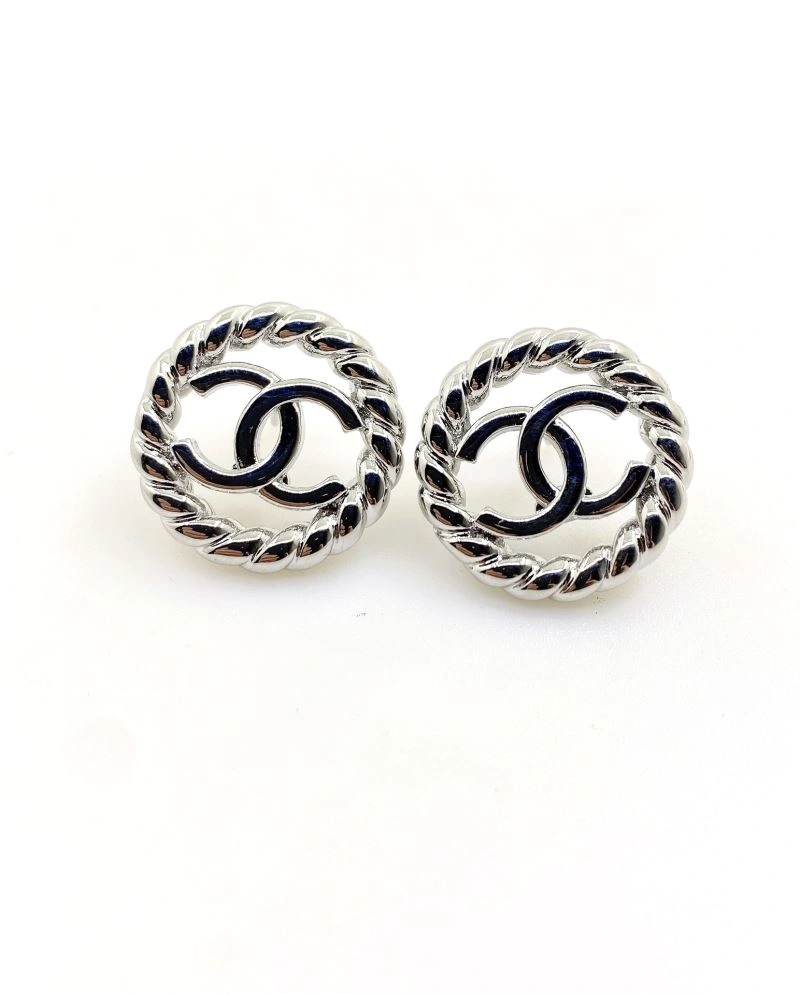 Minimalist Chanel Earrings 227320