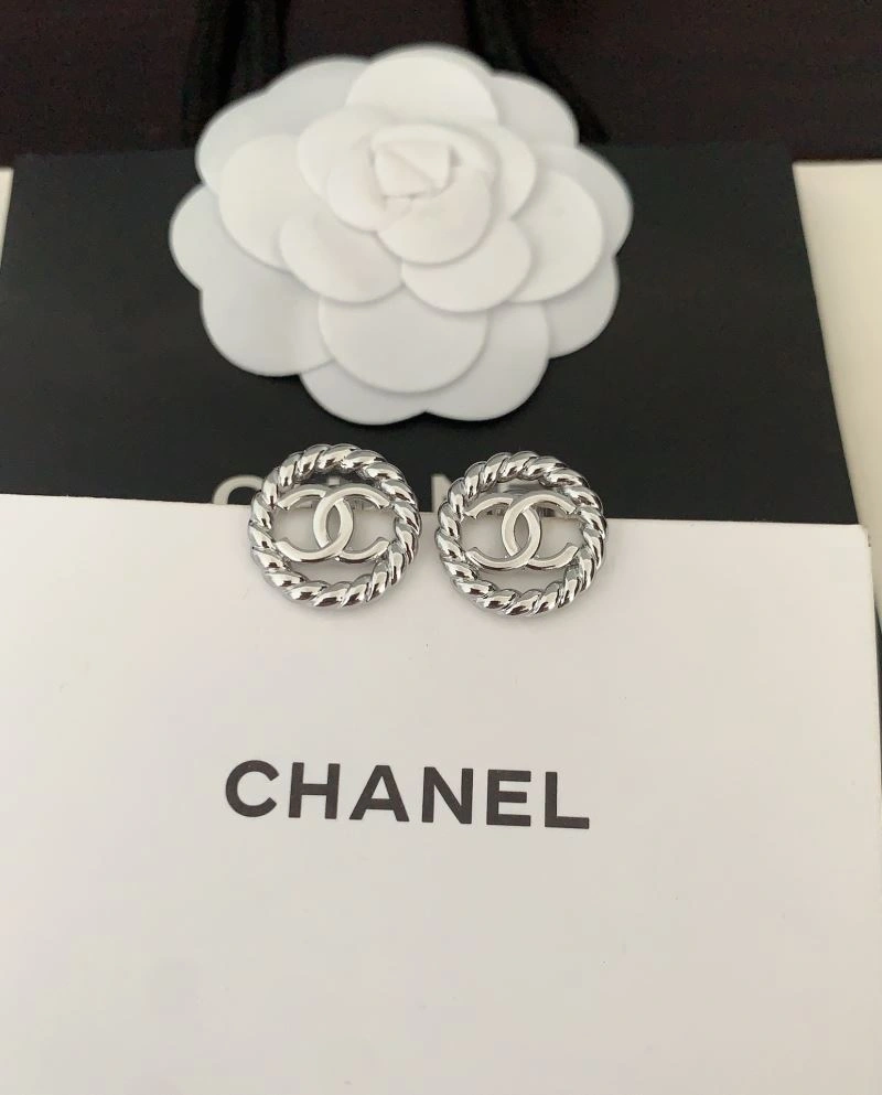Minimalist Chanel Earrings 227320