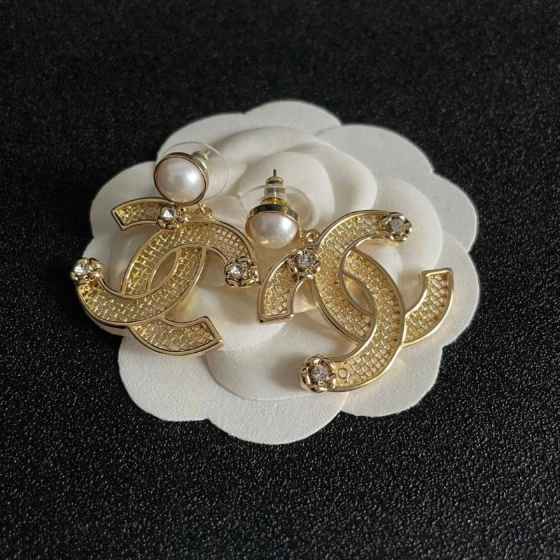 Chanel Earrings Packable 227278