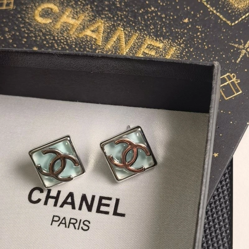 Chanel Earrings Compact 227264