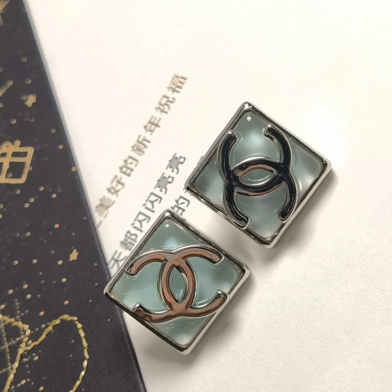 Chanel Earrings Compact 227264