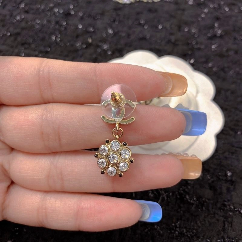 Chanel Earrings Durable 227263