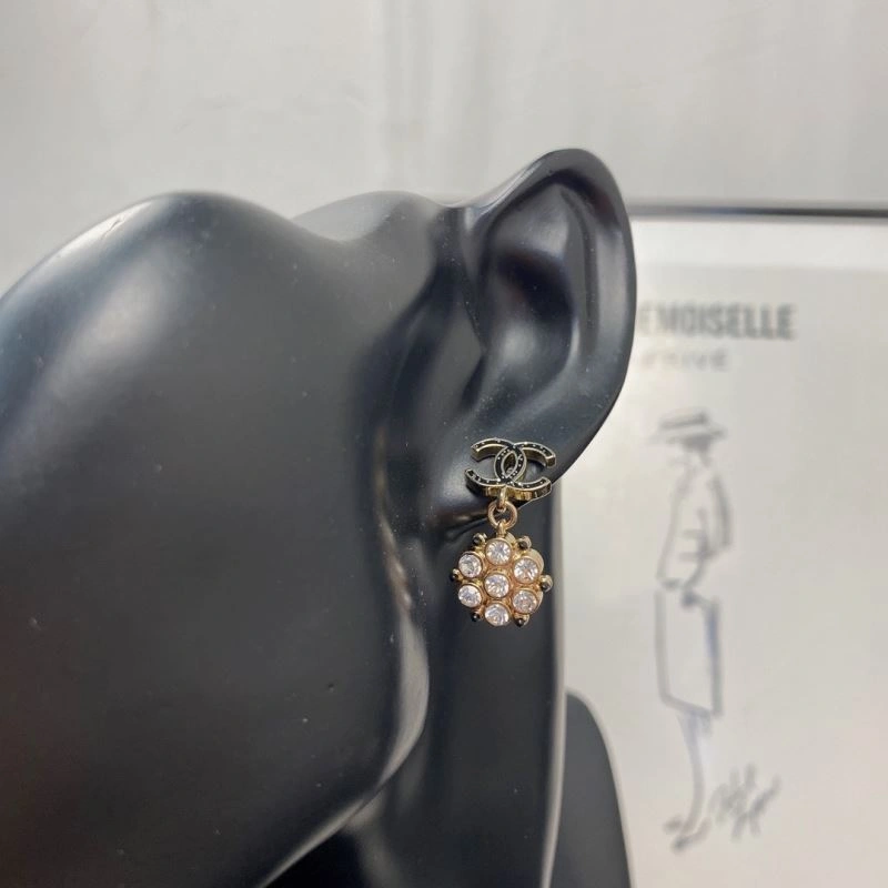 Chanel Earrings Durable 227263