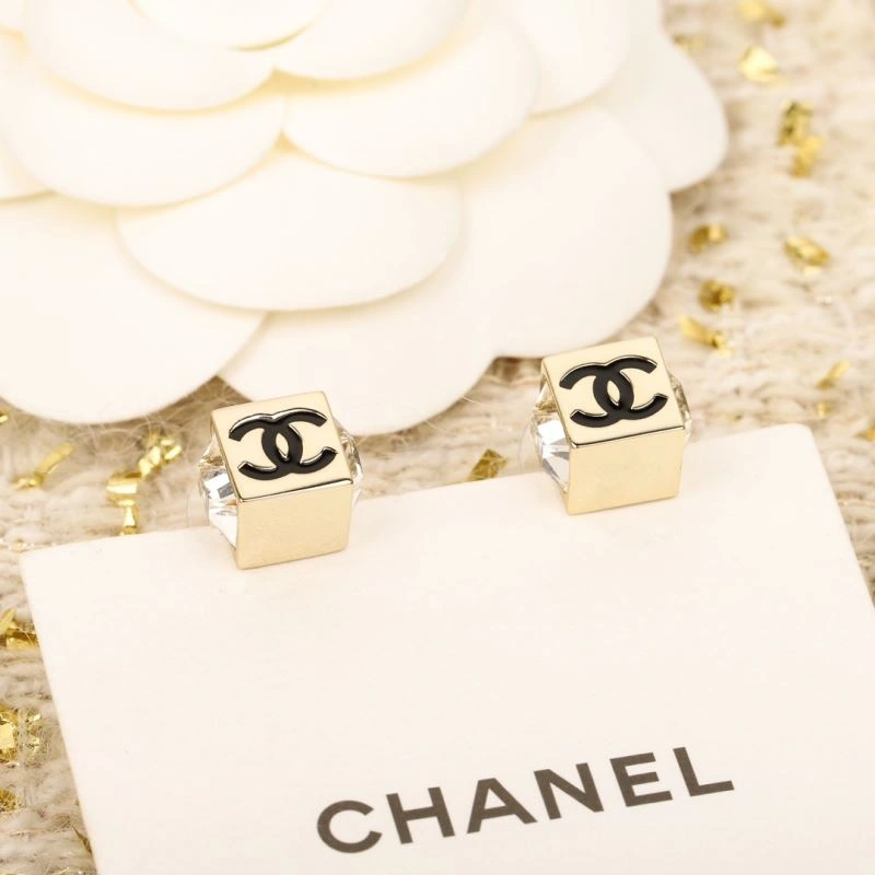 Compact Chanel Earrings 227269