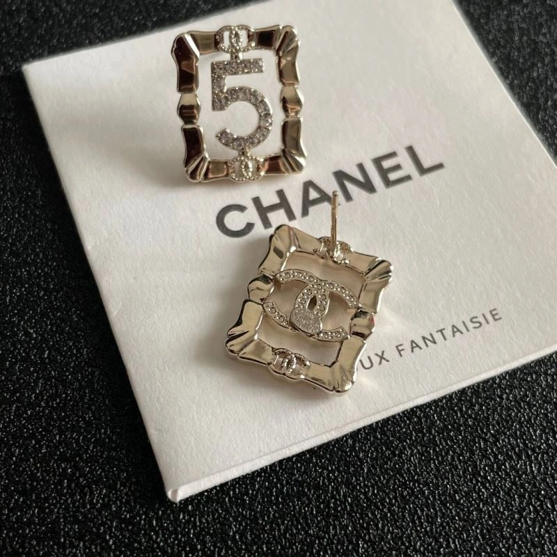 Chanel Earrings Bold 227243