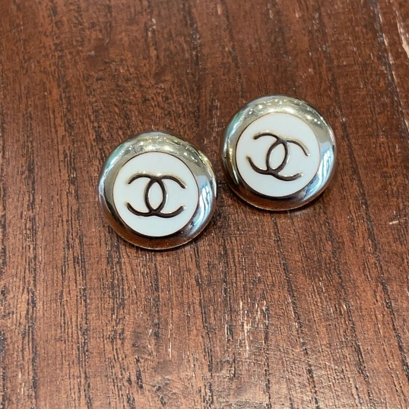 Chanel Earrings Stylish 227225
