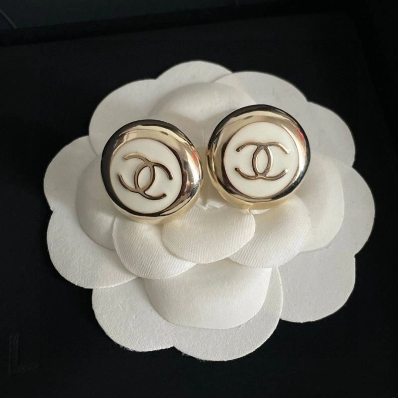Chanel Earrings Stylish 227225