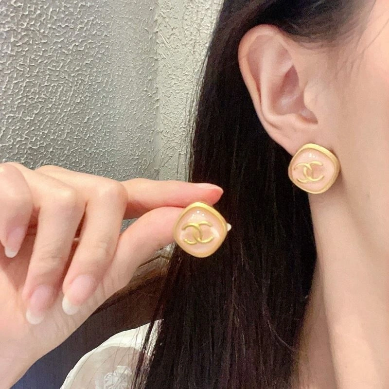 Chanel Earrings SmoothTexture 227232