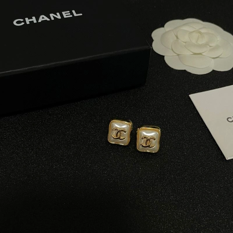 Chanel Earrings Trendy 227222