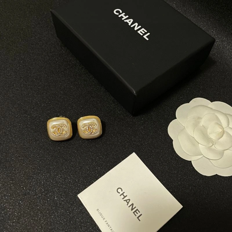 RelaxedFit Chanel Earrings 227221