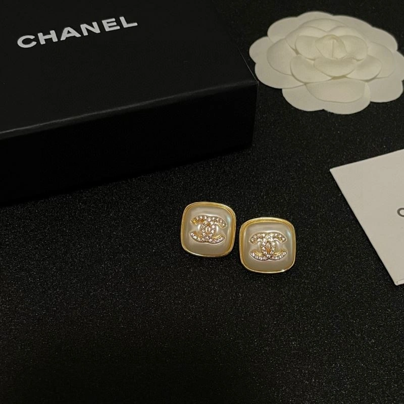 RelaxedFit Chanel Earrings 227221