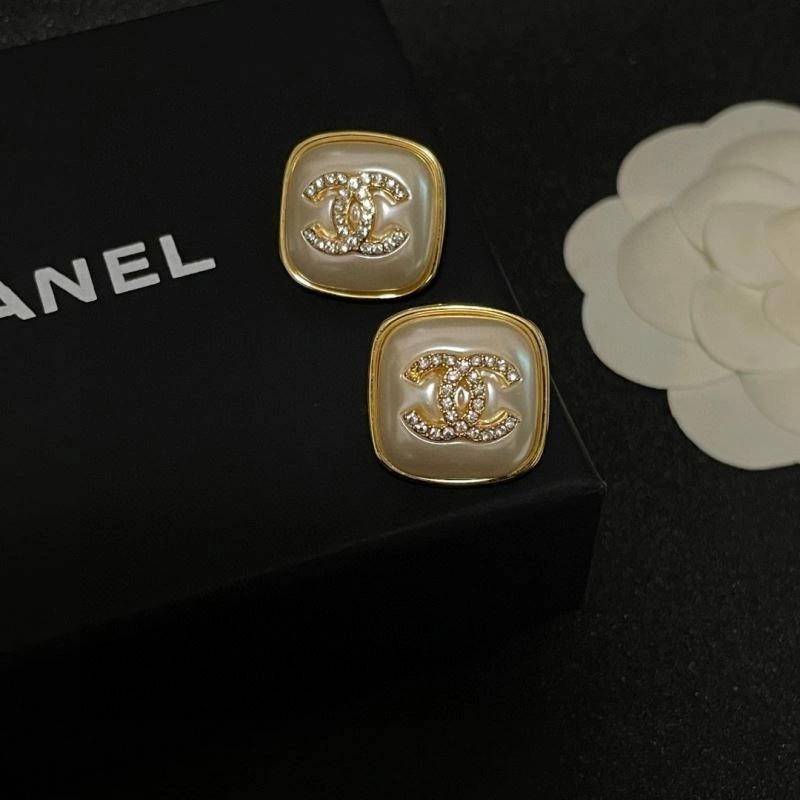 RelaxedFit Chanel Earrings 227221